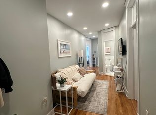 73 Park Dr APT 8, Boston, MA 02215