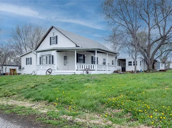 215 W 1st St, Burlington Junction, MO 64428