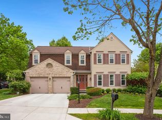 2 McCormick Ct, Rockville, MD 20850
