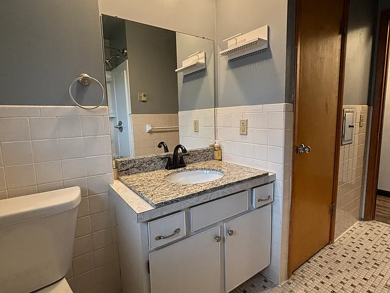 326 Pepperton Dr — Photo 20