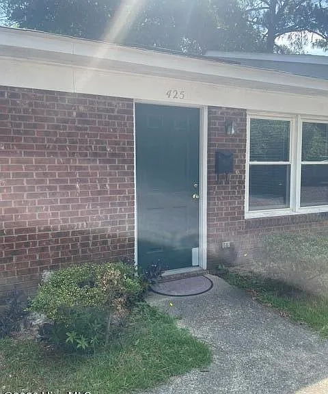 415 N Saylor St #425 — Photo 1