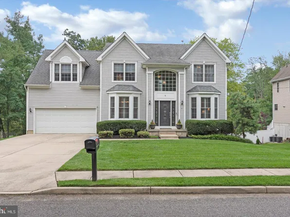 7 Crooked Ln, Cherry Hill, NJ 08034