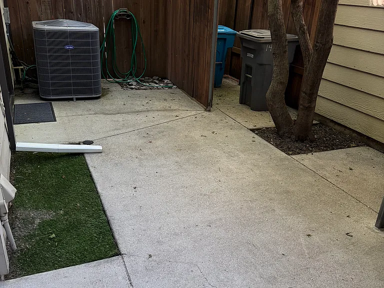 750 Lincoln Rd — Photo 28
