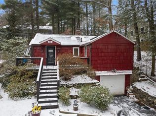 11 Jefferson St, Unionville, CT 06085