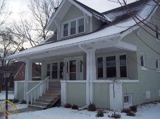 403 Thornapple St, Saint Clair, MI
