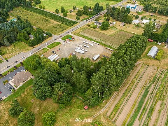 5th image of 3757 Mount Baker Hwy