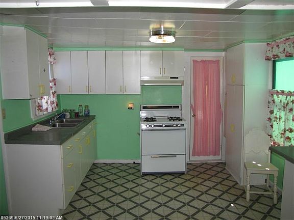 2nd image of 16 Pope St