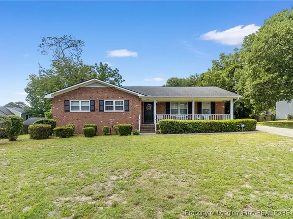 1319 Levy Dr, Fayetteville, NC 28305