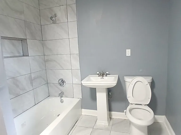949 Kney St — Photo 15