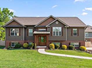 136 Ginger Lake Dr, Rock Spring, GA 30739