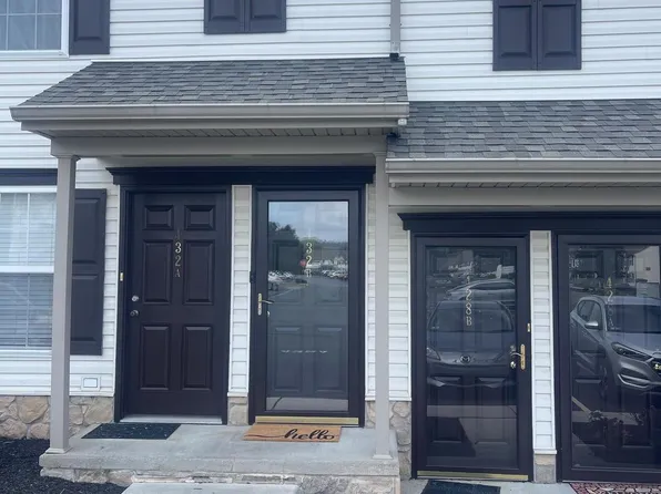 432 Buttonwood Ln #432B, York, PA 17406