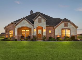 421 Evening Fire Dr, Waxahachie, TX 75167