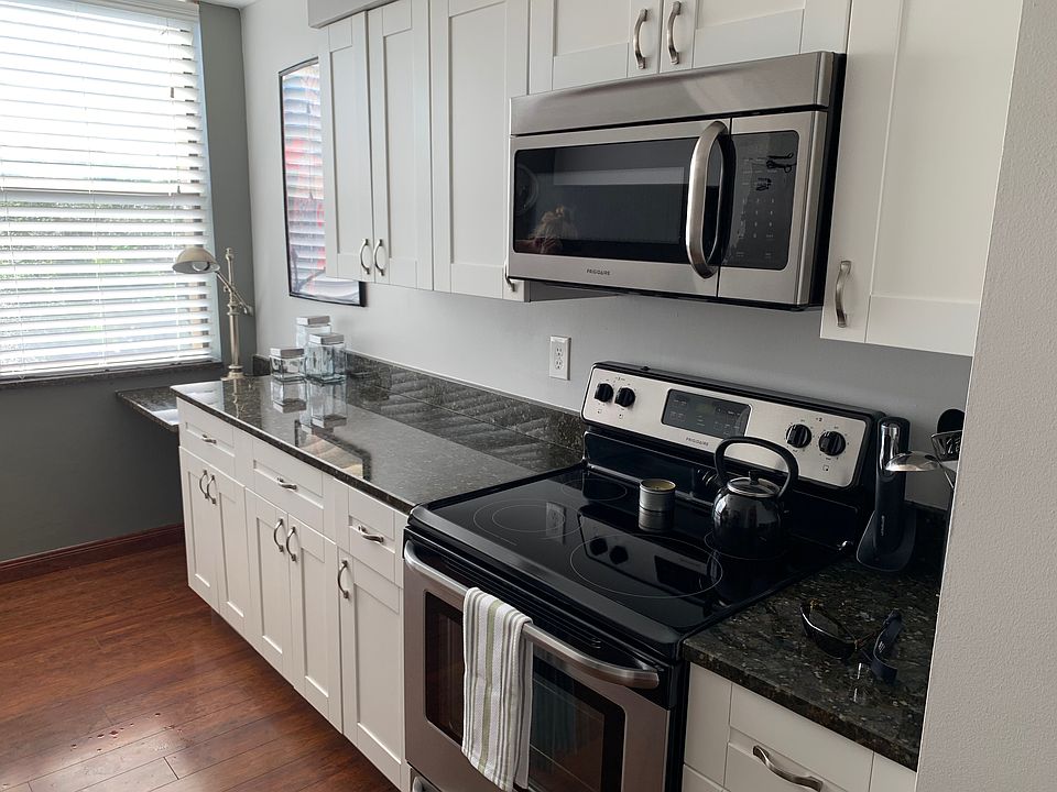 1st image of 825 Egret Cir APT 311