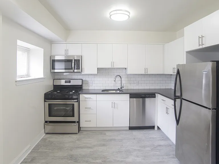 353 W Mount Airy Ave — Photo 36