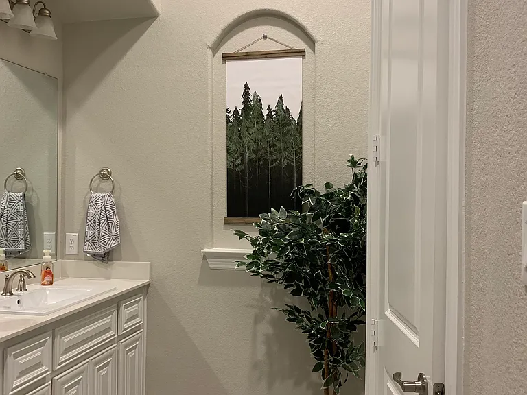 3315 Royal Ridge Dr — Photo 3