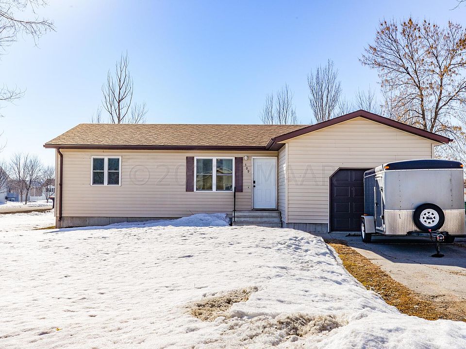 509 4th St E, Horace, ND 58047 Zillow