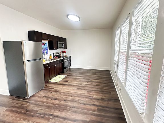 2nd image of 320 E Dewey Pl APT 9