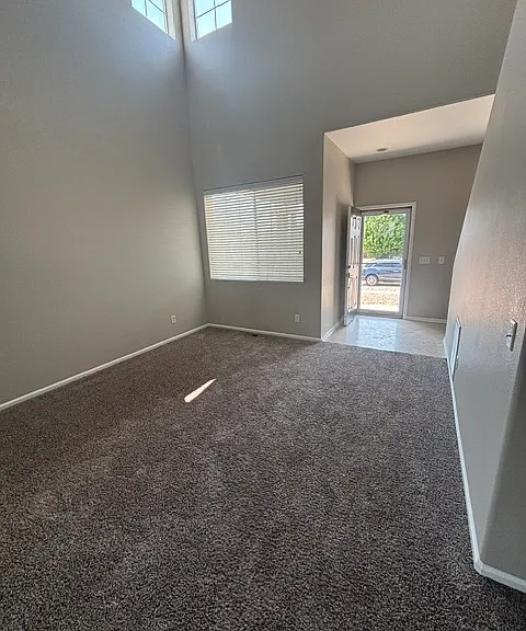 1881 Silver Meadow Cir — Photo 3