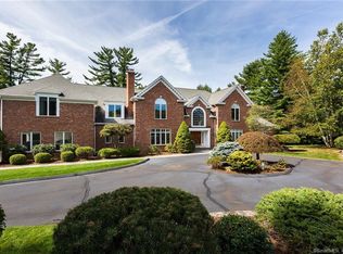 71 E Farm Rd, Middlebury, CT 06762