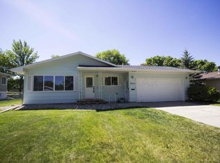 2814 Evergreen Rd N, Fargo, ND 58102