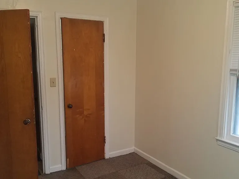2350 Germantown St — Photo 14
