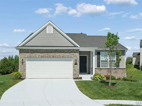 189 Noahs Mill Dr, Lake Saint Louis, MO 63367