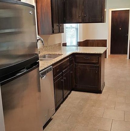 4th image of 2509 W Driftwood Dr
