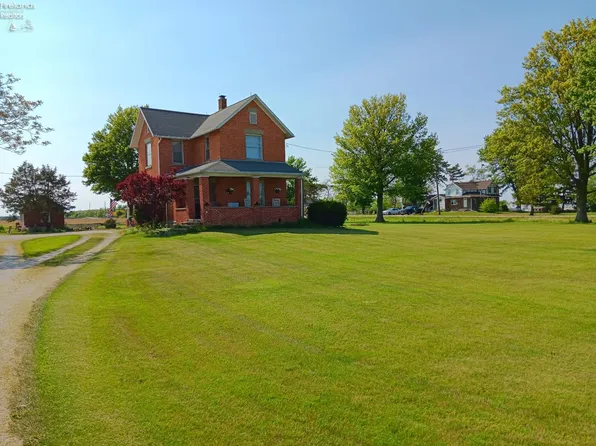2036 S State Route 19, Oak Harbor, OH 43449