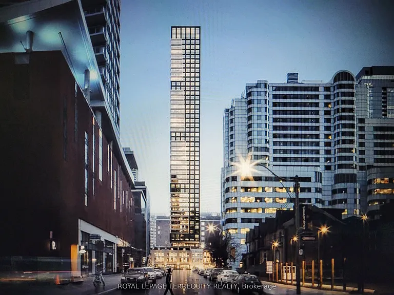 327 King St W #1301 — Photo 3