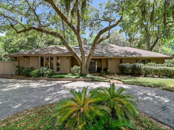 19 Water Oak Dr, Hilton Head Island, SC 29928