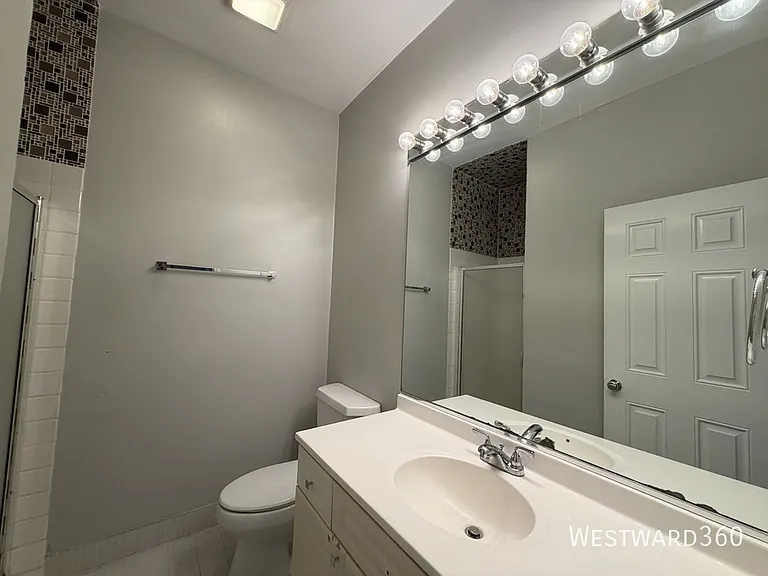 2632 N Halsted St #4 — Photo 11