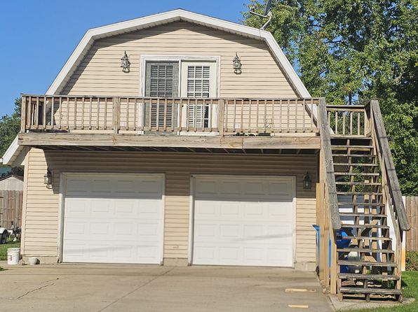 1223 Rose Dr