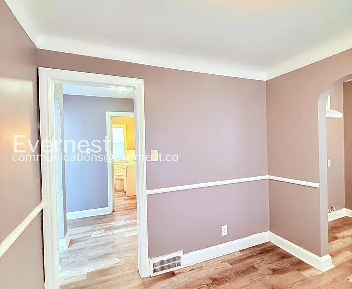 9460 Wayburn St — Photo 8