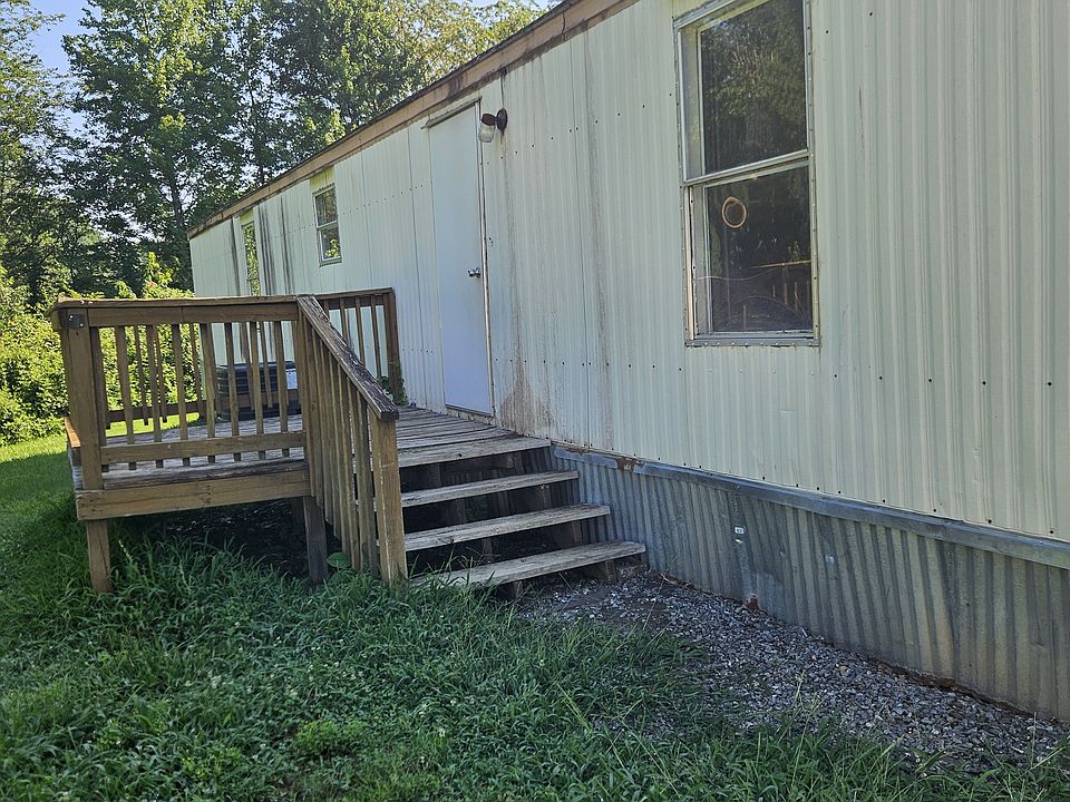 1st image of 3233 Clark Loop #4