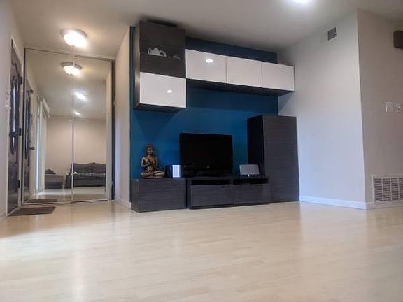 3rd image of 125 Connemara Way APT 113