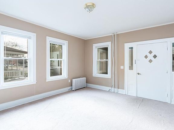 3rd image of 51 Beeman St