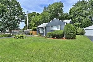5th image of 7 Arthur Dr