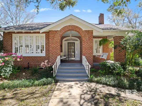 61 S Julia St, Mobile, AL 36604