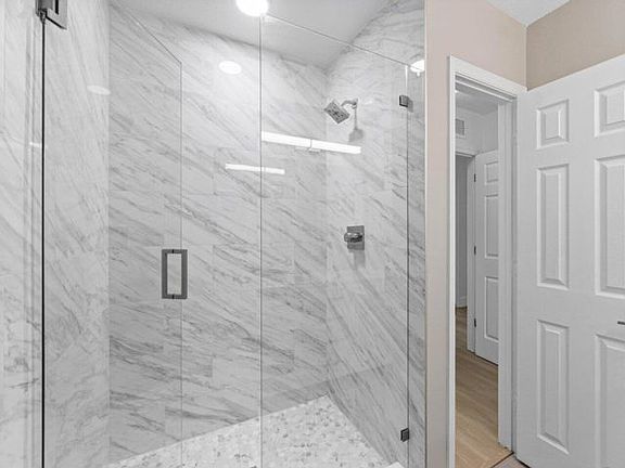 4th image of 2788 S Evergreen Cir