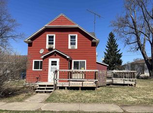 250 Center St, Rosholt, WI 54473