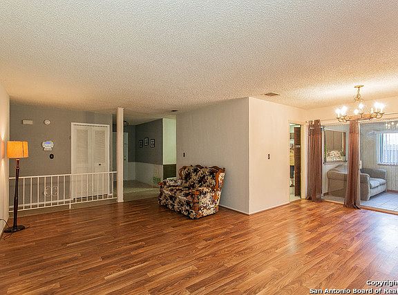 3rd image of 6723 Leyland Dr