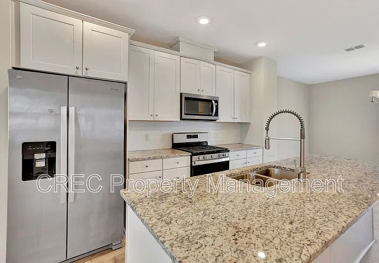 306 Pathfinder Way — Photo 7