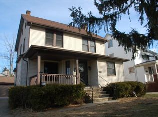 3227 Tullamore Rd, Cleveland Heights, OH 44118