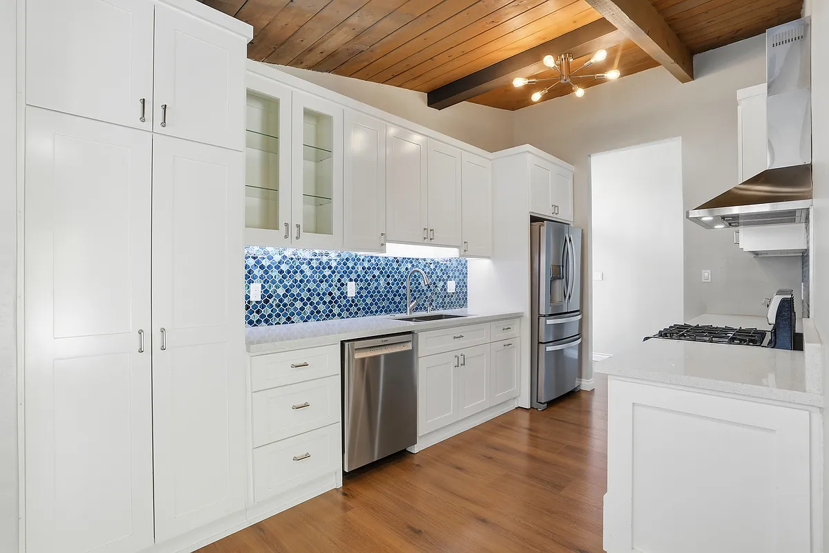 Building Photo - 5424 Baja Dr