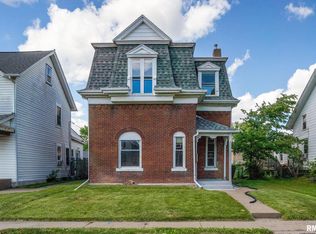 1522 W 13th St, Davenport, IA 52804