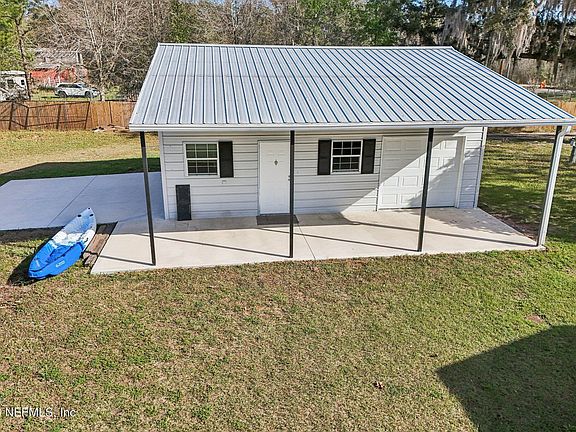 3rd image of 3606 THUNDER Road
