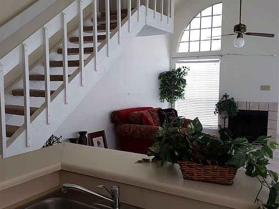 4th image of 111 Dunbar Estates Dr APT 203