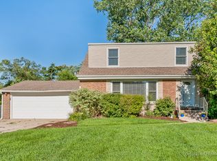 2N550 Prairie Ave, Glen Ellyn, IL 60137