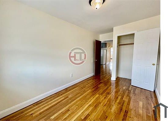 2nd image of 1279 Noble Ave APT 1