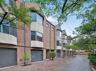 2011 N Halsted St #34, Chicago, IL 60614